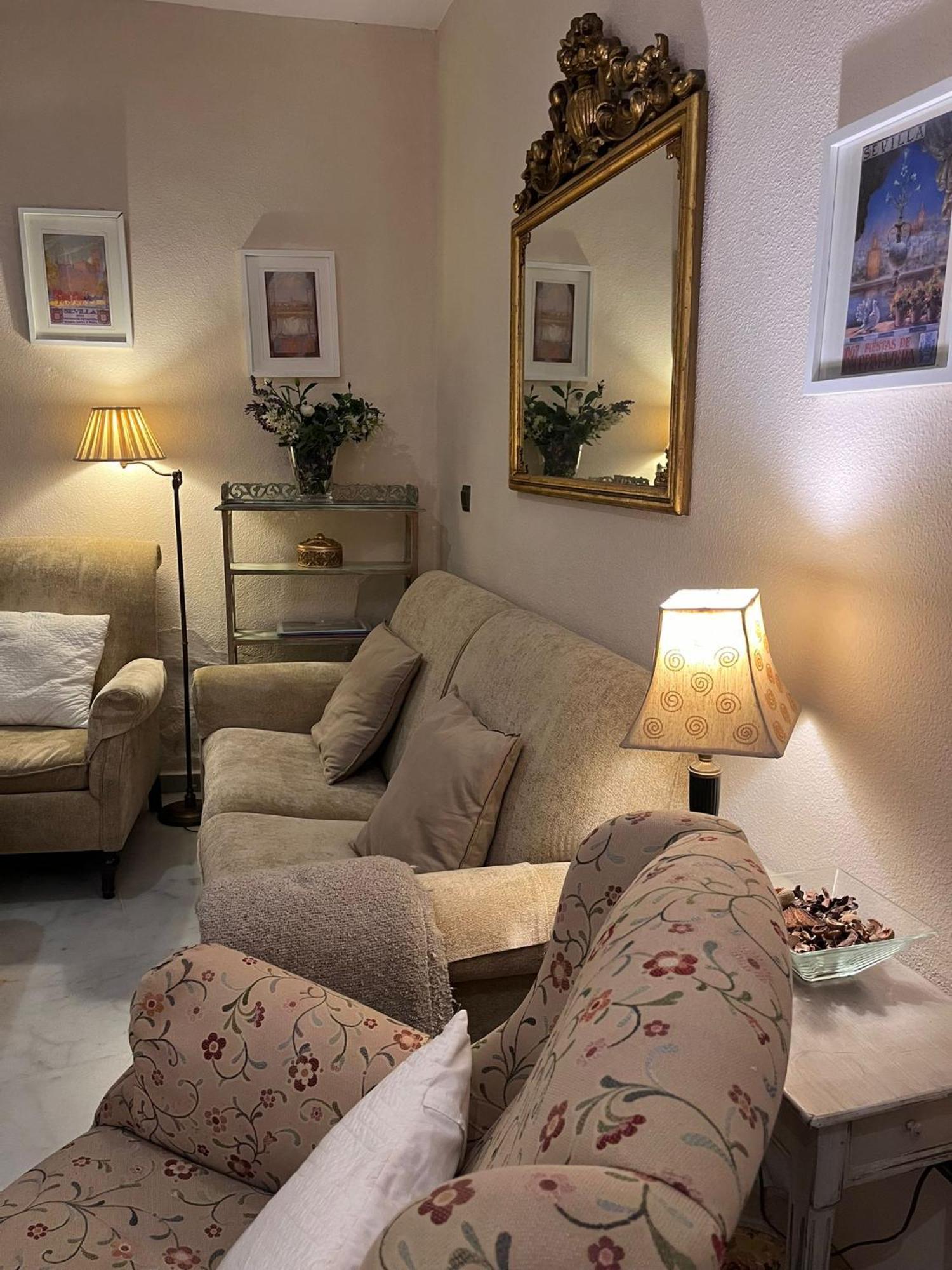 Apartamento Con Encanto Muy Centrico En Pilatos Sevilla Ideal Para Pareja Exterior photo