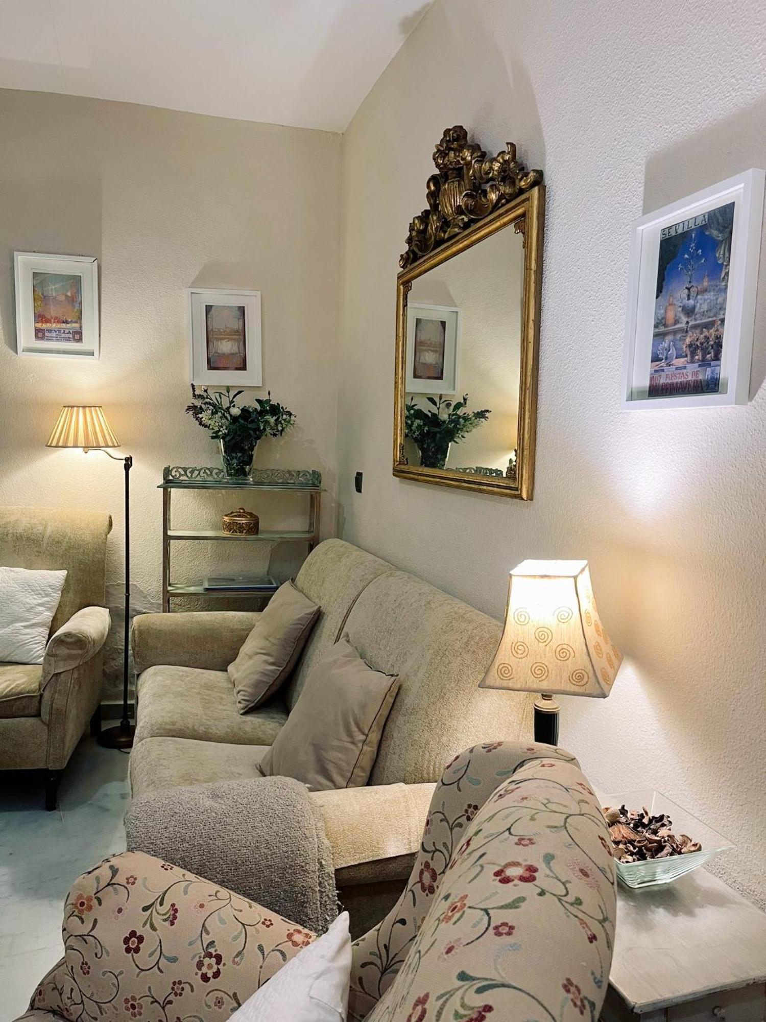 Apartamento Con Encanto Muy Centrico En Pilatos Sevilla Ideal Para Pareja Exterior photo